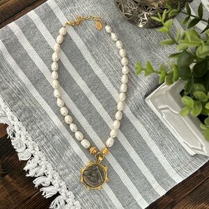 Susan Shaw fresh water pearls horse pendant necklace